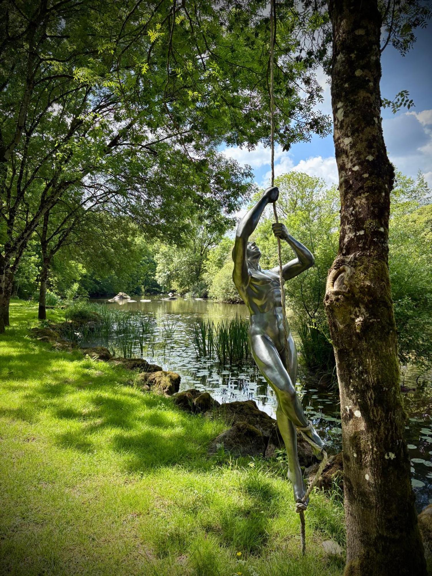 Le Moulin Du Guy, Proche Du Puy Dufou Bed & Breakfast Chanverrie Eksteriør bilde